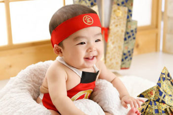 こどもの日の記念写真 男の子らしい金太郎姿で撮影