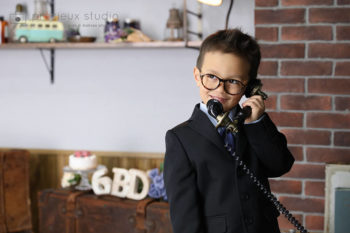 ハウススタジオでバースデーフォト 6歳の男の子のお誕生日記念写真 プレシュスタジオ撮影写真