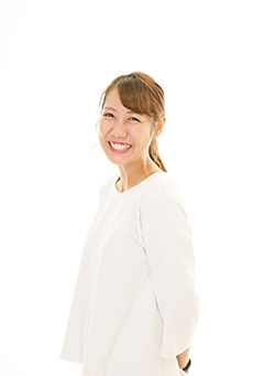 moe hasebe プレシュスタジオコーディネーター