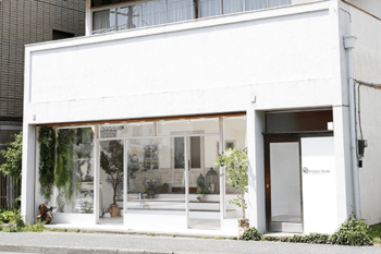 プレシュスタジオ鎌倉鶴岡八幡宮前店