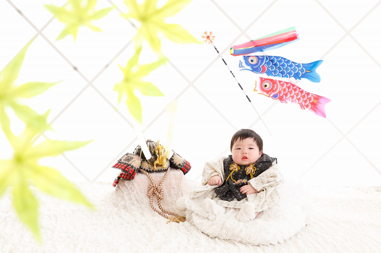 こどもの日のお祝いに 鯉のぼりや兜のトレンドと端午の節句の食べ物 記念写真 プレシュスタジオ