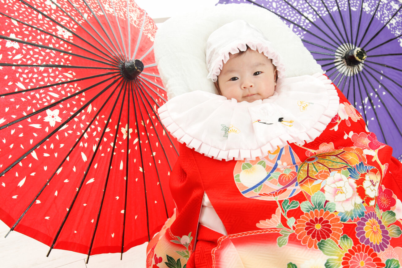 お宮参りは大安に行くべき 知っておきたい六曜と記念行事に縁起の良い日にち選び 貸切型写真館プレシュスタジオ