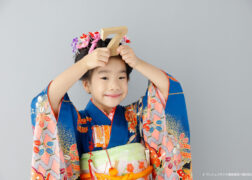 日本髪にレトロな着物で7歳の七五三記念写真撮影