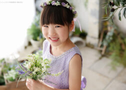 7歳のお誕生日記念写真撮影 紫のワンピースと花冠
