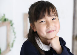 女の子の小学校入学記念写真撮影 春から新1年生