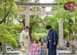 鎌倉鶴岡八幡宮で七五三の出張撮影 家族でお着物