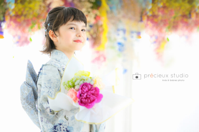 着物に映える生花フルールプランでおしゃれに七五三記念写真撮影 プレシュスタジオ横浜港北店撮影