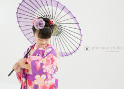 紫の着物に生花ヘアアレンジの新日本髪で七五三写真撮影 プレシュスタジオ横浜港北店限定フルールプラン