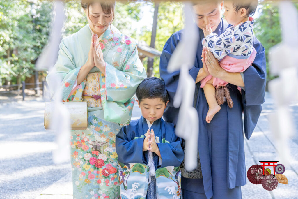 家族4人和装で七五三のお参り 鎌倉鶴岡八幡宮で神社出張撮影
