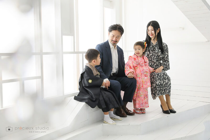 家族4人で七五三写真撮影