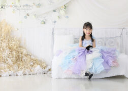 水色&ラベンダーピンクの華やかチュールドレスで七五三写真撮影